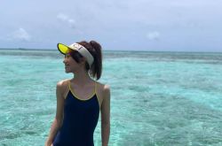 Lulu破尺度大解放 炸美臀晒长腿超狂身材