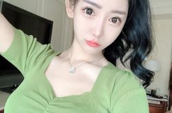 谢芷蕙16岁献身陈冠希 8年后变网红长相身材全升级