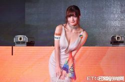 高桥圣子DJ处女秀 圈内好友们齐助阵