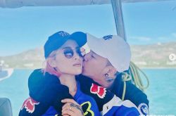 呆宝静和顽童小春离婚 6年婚姻应该早听妈妈的