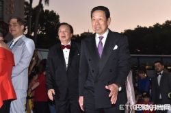 林志玲AKIRA6点婚宴开始 双方父母亲友到场