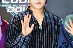 朴佑镇因膝盖软骨破裂进行手术 将暂停活动集中休养