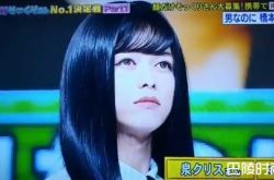 男星模仿桥本环奈绝美右脸 惊艳全场相似度破表