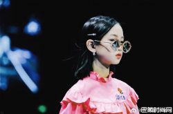 钟丽缇超漂亮女儿照疯传 众人暴动抢认岳母