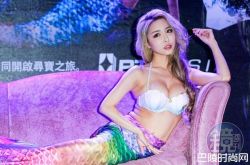 雪碧整容前无P素颜照曝光