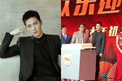 杨洋台上偷吃蛋糕 高冷男神奶油反差萌