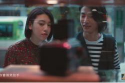 三吉彩花高中和爸爸一起洗澡 亲密勾47岁爸被当夫妻