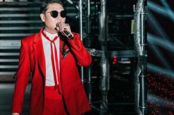 PSY同框韩国两大男神 近况曝光又瘦了