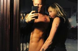 麦莉自爆超尺度黑历史 陪小5岁男友录音