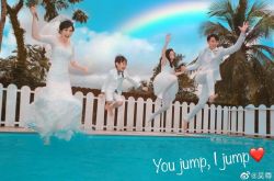 吴尊一家4口拍婚纱照 老婆结婚16年才等到