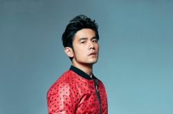 周杰伦出道20年发行黑胶唱片 