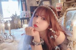 三上悠亚庆27岁生日 完全不穿泡澡照曝光