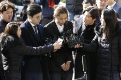 郑俊英确定坐5年牢 集体性侵案最终判决出炉