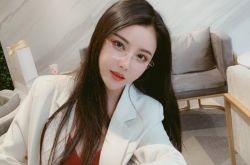 斗鱼安雅sylvia被封 大胆解扣炸出巨球