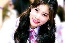 姜惠元刺青照片 一抬手腰间英文字曝光