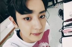 EXO灿烈前女友是谁？爆偷吃吃遍女偶像空姐等