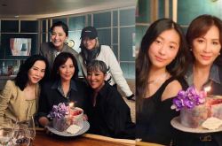 徐濠萦母女为刘嘉玲庆生 淡妆康堤女大十八变