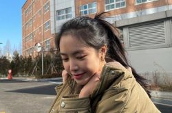 Apink娜恩整容了吗？婴儿肥全消失了