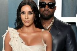 金卡戴珊向法院提交离婚申请 结束与老公7年婚姻真的吗