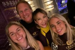 李玟婚变疯传7个月 元宵节爆一家合照