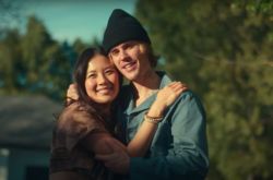 小贾斯汀新歌MV床上交缠的女星是谁？竟是高凌风爱女葛晓洁