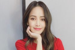 侯佩岑感谢妈给她快乐童年遭怼 妈妈出轨2次当小三