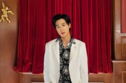 郑允浩深夜发长文反省 4度道歉粉丝能消气吗