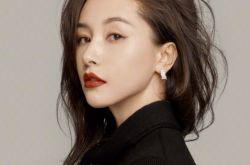 王子文未婚生子怎么回事 哽咽吐心声孩子是谁的