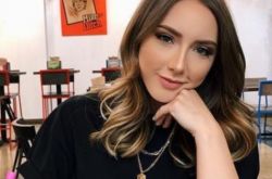 阿姆女儿长大了 高颜值逆天长腿