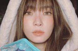 46岁谢金燕曝洗衣板腹肌 好身材怎么练出来的