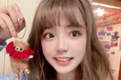 郝一点爆当网红压力大 掉头发撑不住