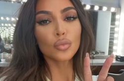 金卡戴珊买古罗马雕像 被控走私怎么回事