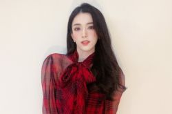 迅猛龙特蕾莎素颜身材曝光 