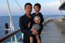 汪小菲被离婚后祝自己父亲节快乐 家庭照妻女没影