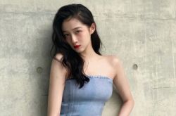 关晓彤像大爷逛街怎么回事 幽默回应这样比较稳