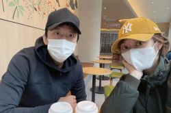 邓超孙俪逗笑日常 吃饭狂流汗无力胸闷