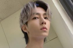 炎亚纶晒22年前画作曝光 被演艺圈耽误的画家