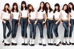 少女时代久违4年合体 上次见是Tiffany生日