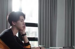 杨宇腾YU家有钱吗？出道一年红遍亚洲