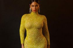 天后碧昂丝霸气登杂志封面 服装被吐槽章鱼生鱼片