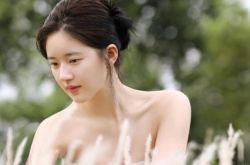 赵露思无P图流出 卡粉痘痘全现形