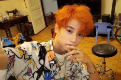 网红邱耀乐20岁重返校园 抖音艺名冥样走红