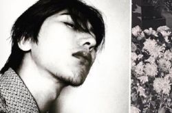 蔡徐坤颓废胡渣照曝光 黄子韬狂练腹肌拼男人味