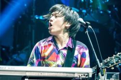 RADWIMPS桑原彰爆出轨嫩模 老婆杀进小三家捉奸