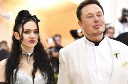 马斯克宣布与Grimes结束三年恋情 将共同抚养儿子