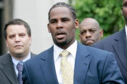 R&B天王R. Kelly变态凌虐未成年少男少女逾20年 涉罪遭重判100年