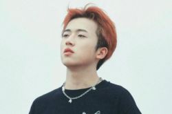 网红康雅雅账号被封 男扮女装遭判低俗