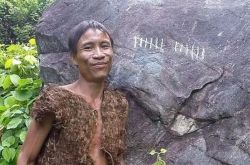 何文朗隐居森林50年不知有女人 回归8年后癌逝