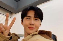 金宣虎临时取消采访 公司连续暧昧声明