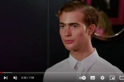 网红Joey Turner瘦到骨头清楚现形 四肢细如竹竿